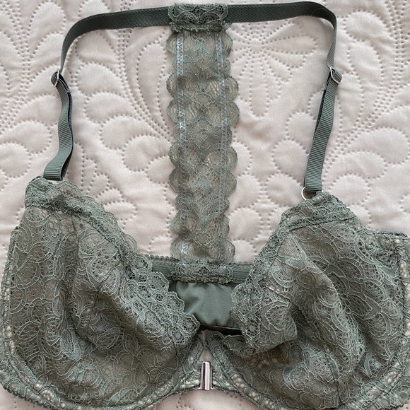 Victoria Secret Dream Angel Unlined Demi bra - Picture 3 of 3